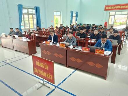 Kinh tế - Chính trị