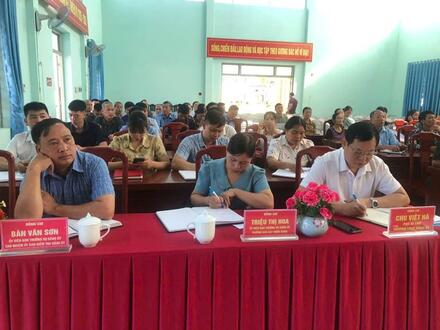 Kinh tế - Chính trị